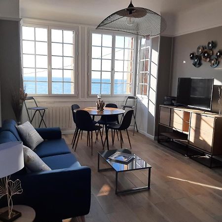 Au Gre Des Marees, Appartement Face A La Mer, Classe 3 Etoiles Ault Exteriör bild