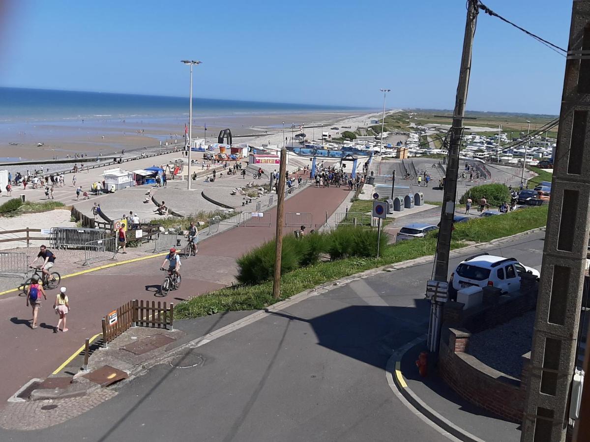 Au Gre Des Marees, Appartement Face A La Mer, Classe 3 Etoiles Ault Exteriör bild